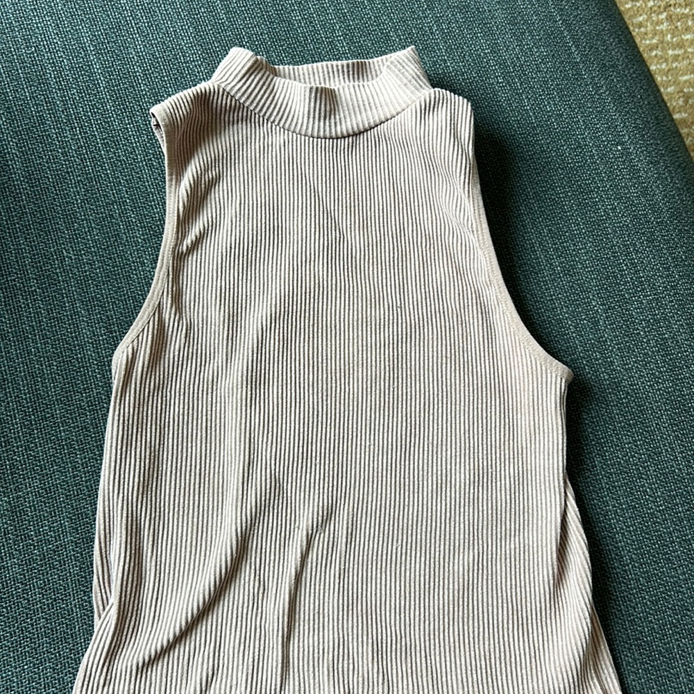 Mauve Crop Top